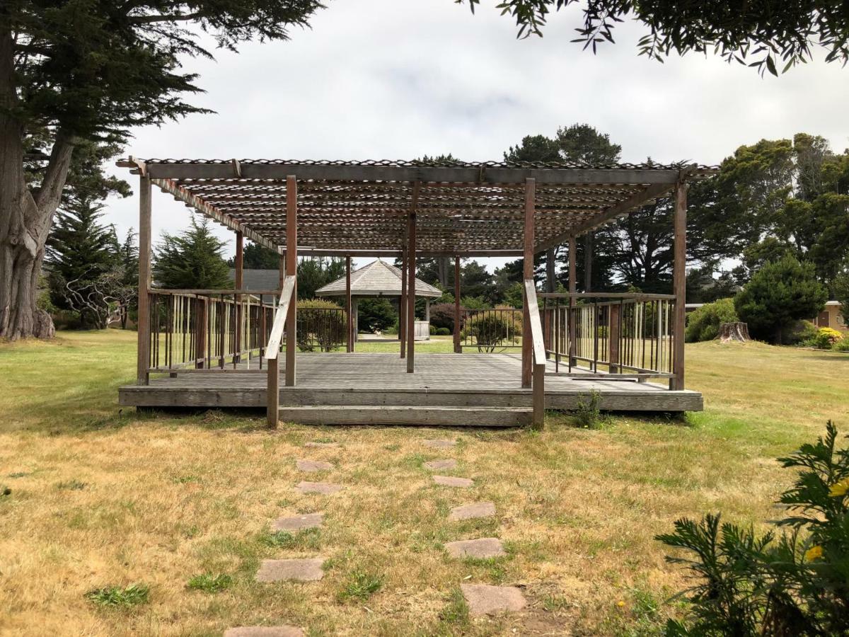 Pine Beach Inn Fort Bragg Exterior foto