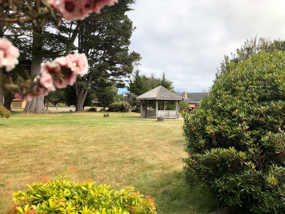 Pine Beach Inn Fort Bragg Exterior foto